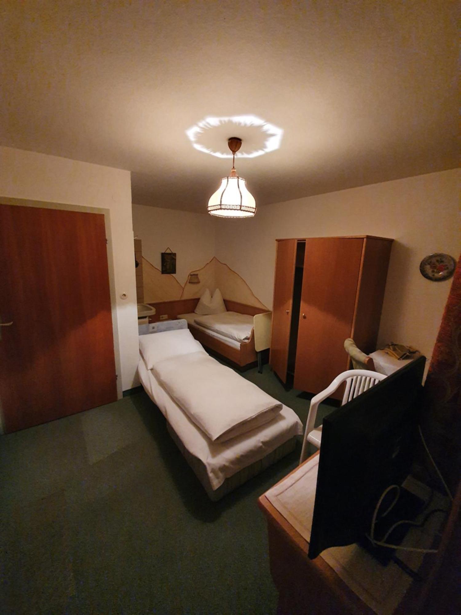 Hotel Haus Claudia und Haus Monika Mayrhofen Exterior foto
